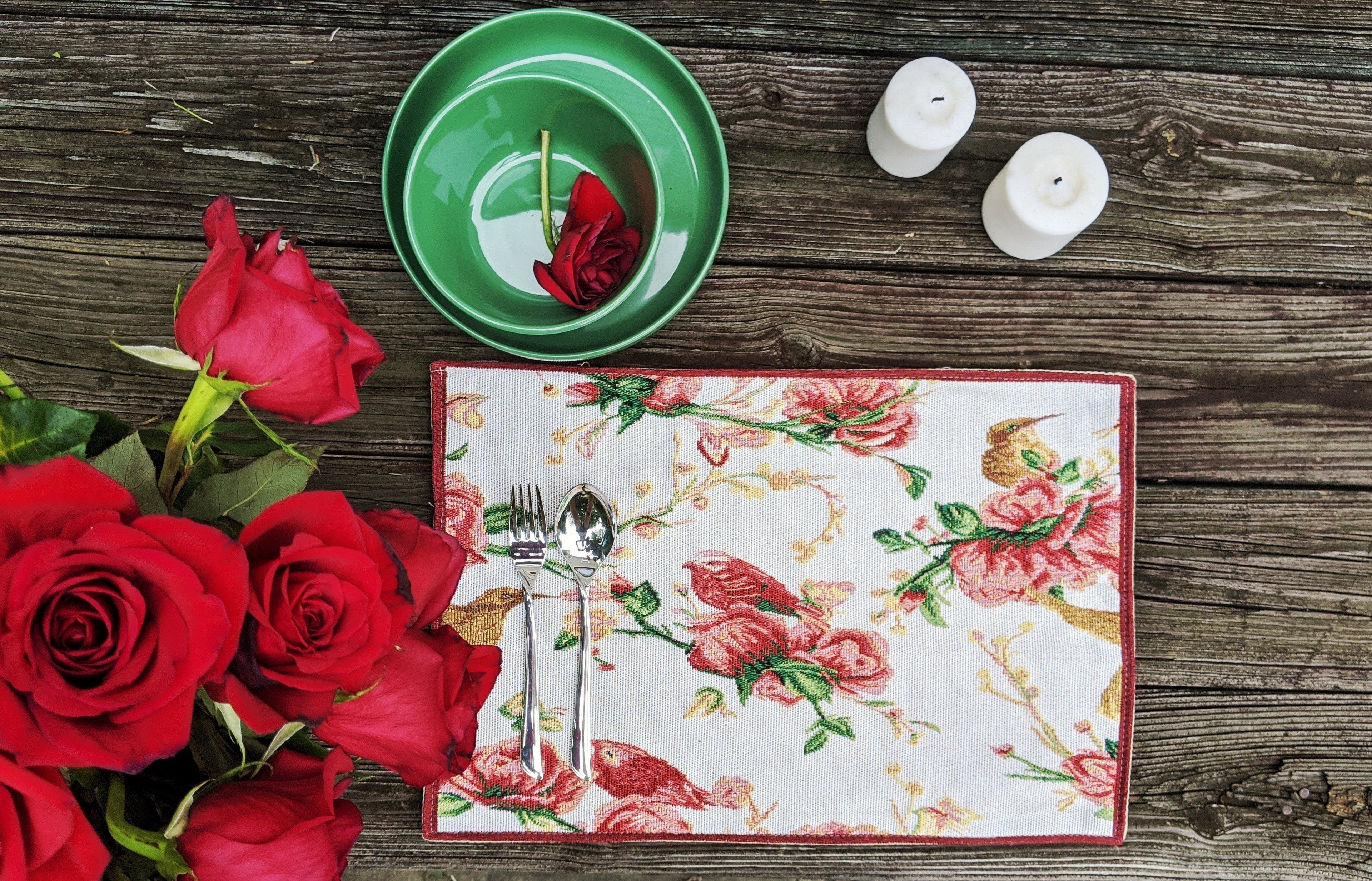 Tache Floral Red Roses Hummingbirds Woven Tapestry Placemat Set (18109)