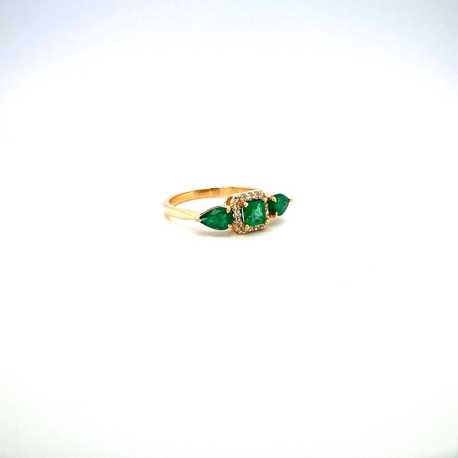 Emerald and Diamond Ring in 14K Yellow Gold - KGR 17128