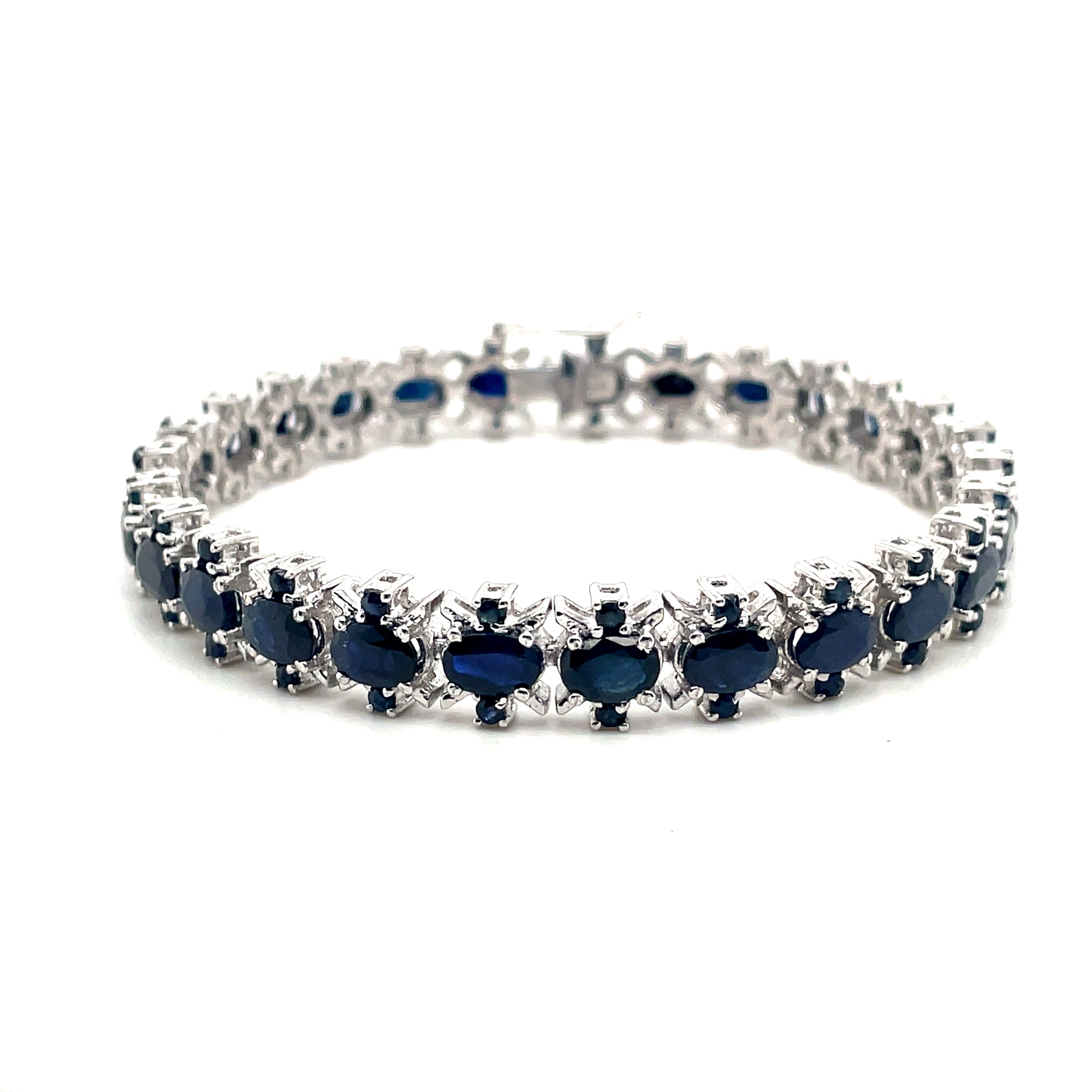 Emerald Bracelet in .925 Sterling Silver. - KSD 40636